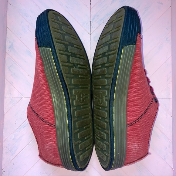 Dr Martens Vinnie Low Top Lace Up Red Black Brown EU43 M10 W11 - Picture 10 of 14